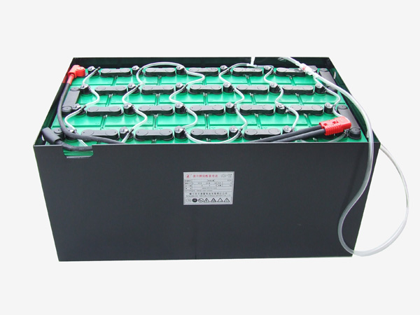 牽引用電瓶